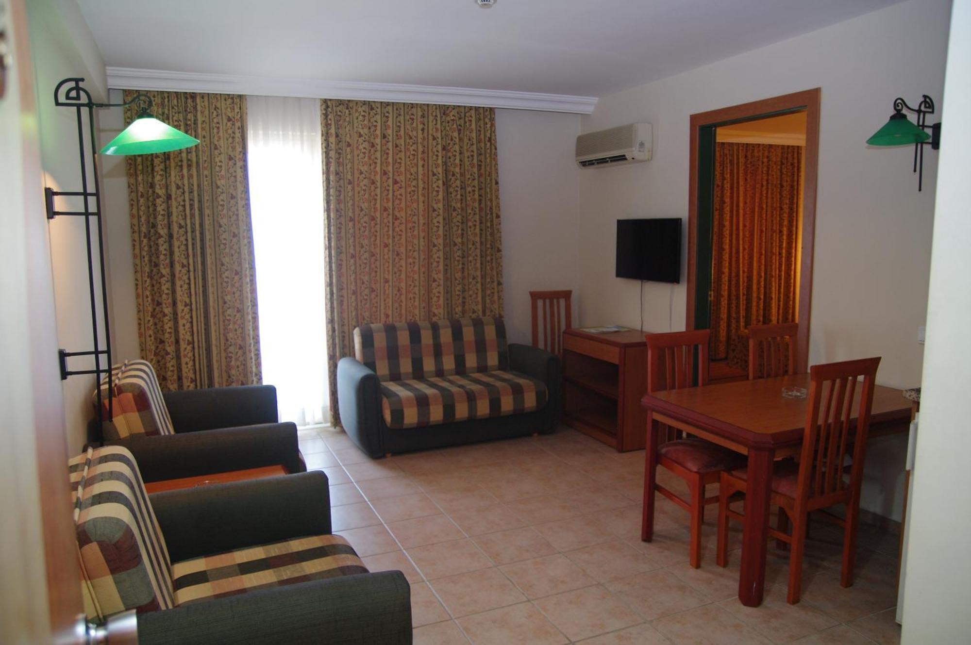 מלון דירות Club Sidar 4*